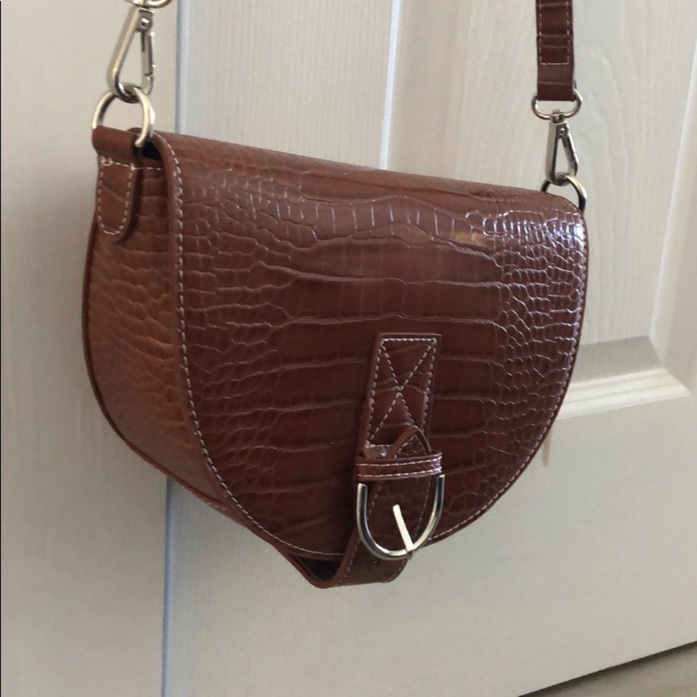 Urban Outfitters Dorothy Saddle Crossbody Bag